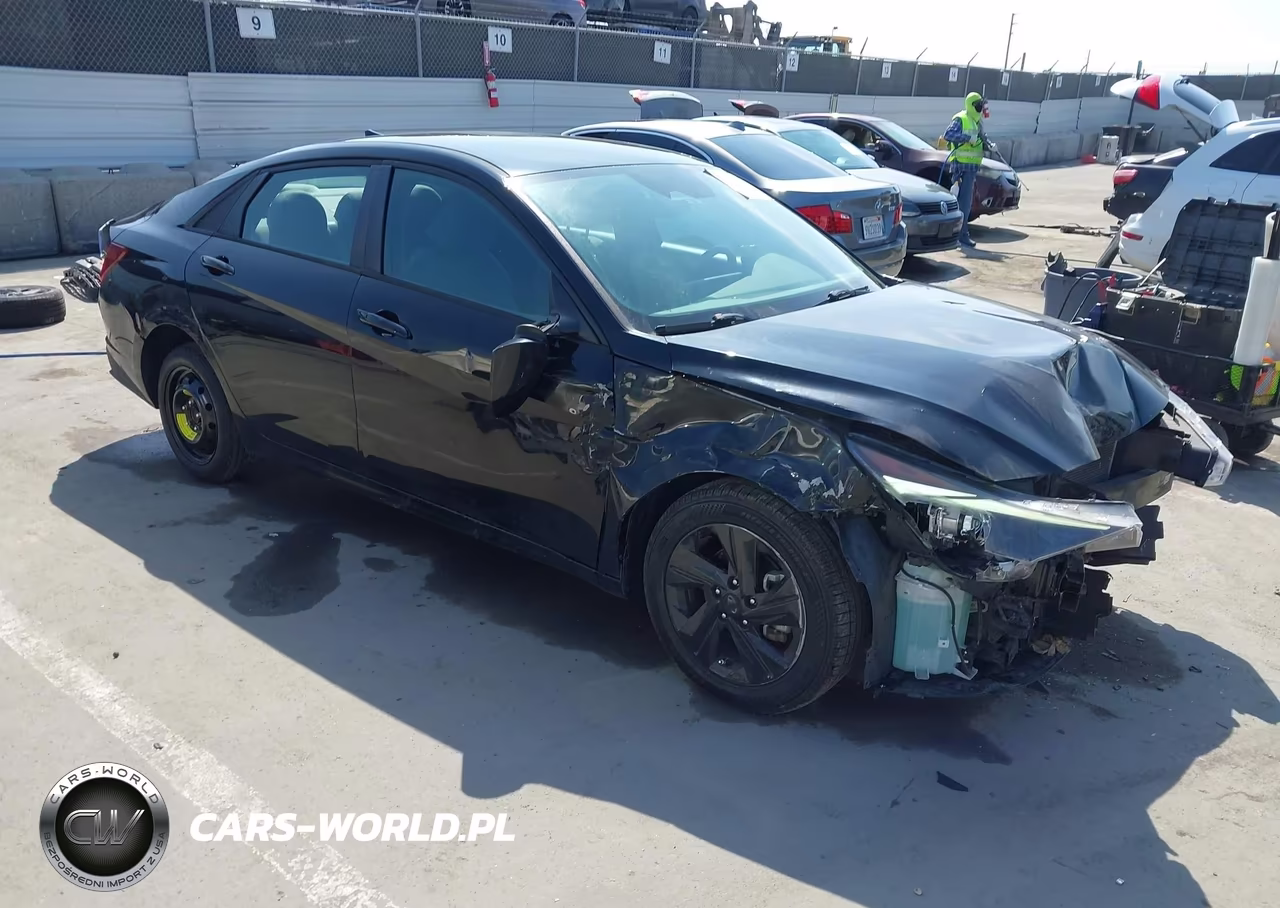 2022 Hyundai Elantra Sel