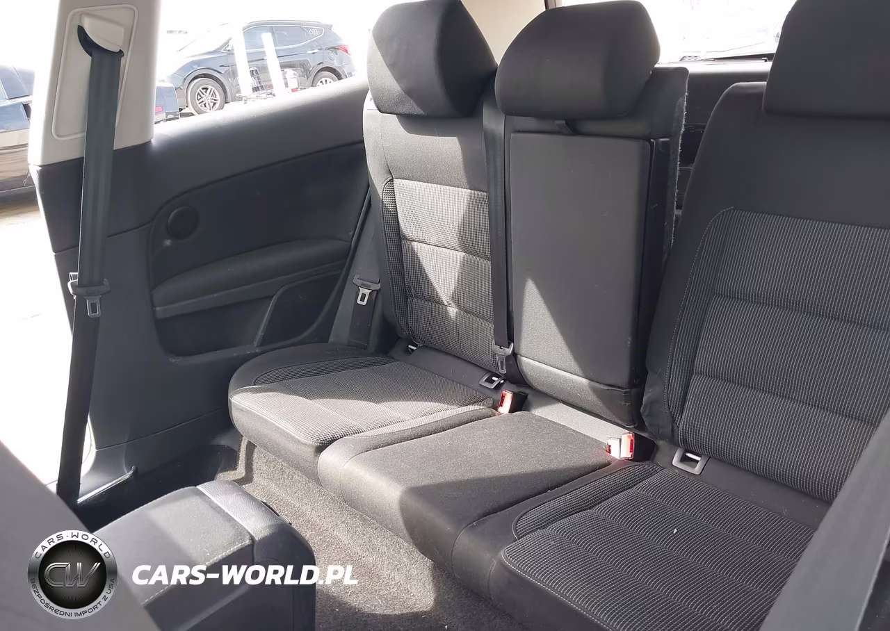 2011 Volkswagen Golf Tdi 2-Door VIN:WVWMM7AJ5BW307024 - 8