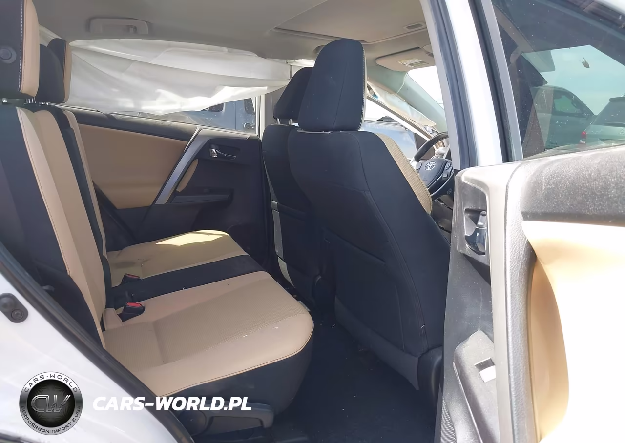 2018 Toyota Rav4 Xle VIN:2T3RFREV5JW845390 - 8