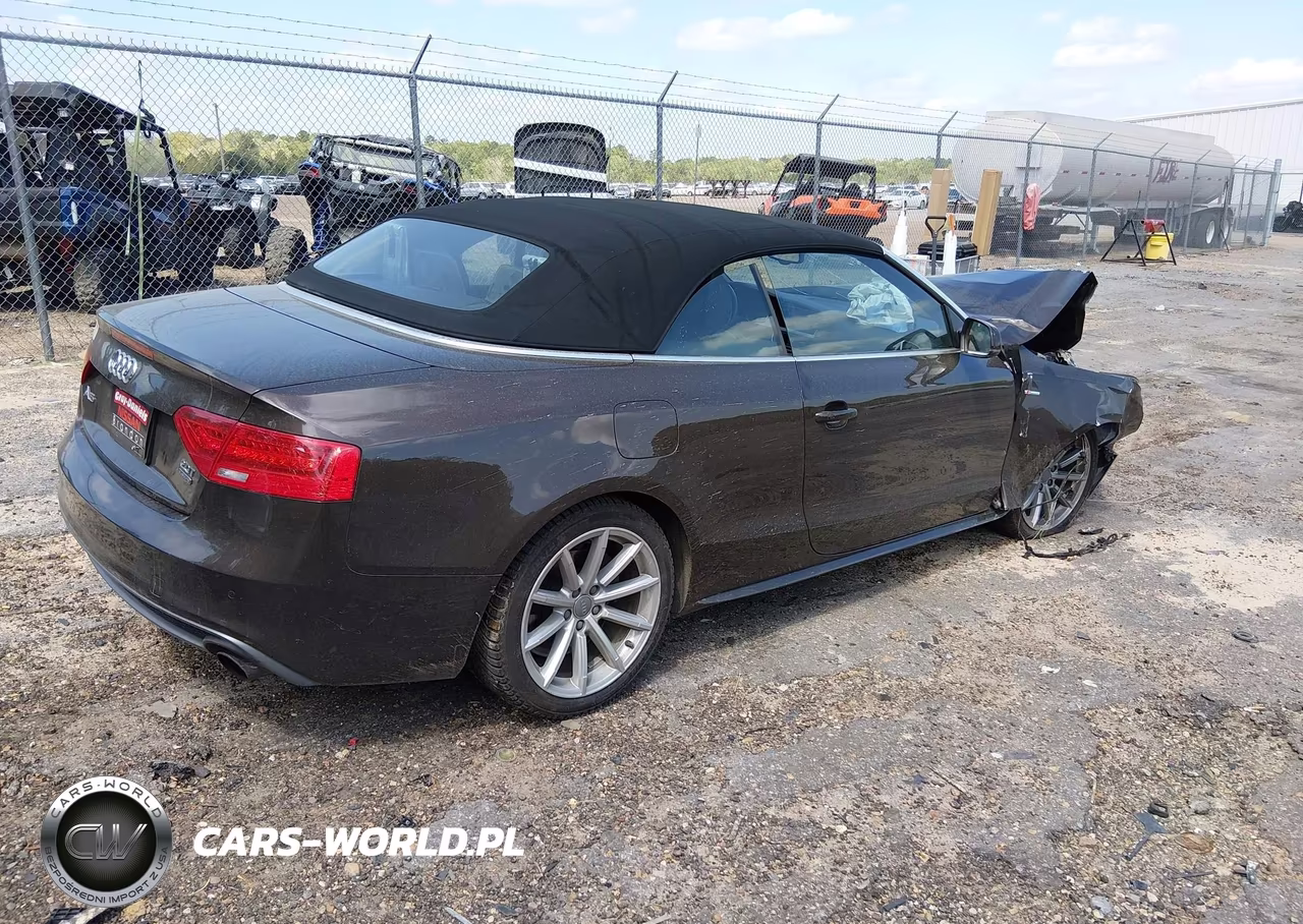 2015 Audi A5 2.0T Premium VIN:WAUWFAFH9FN008117 - 4