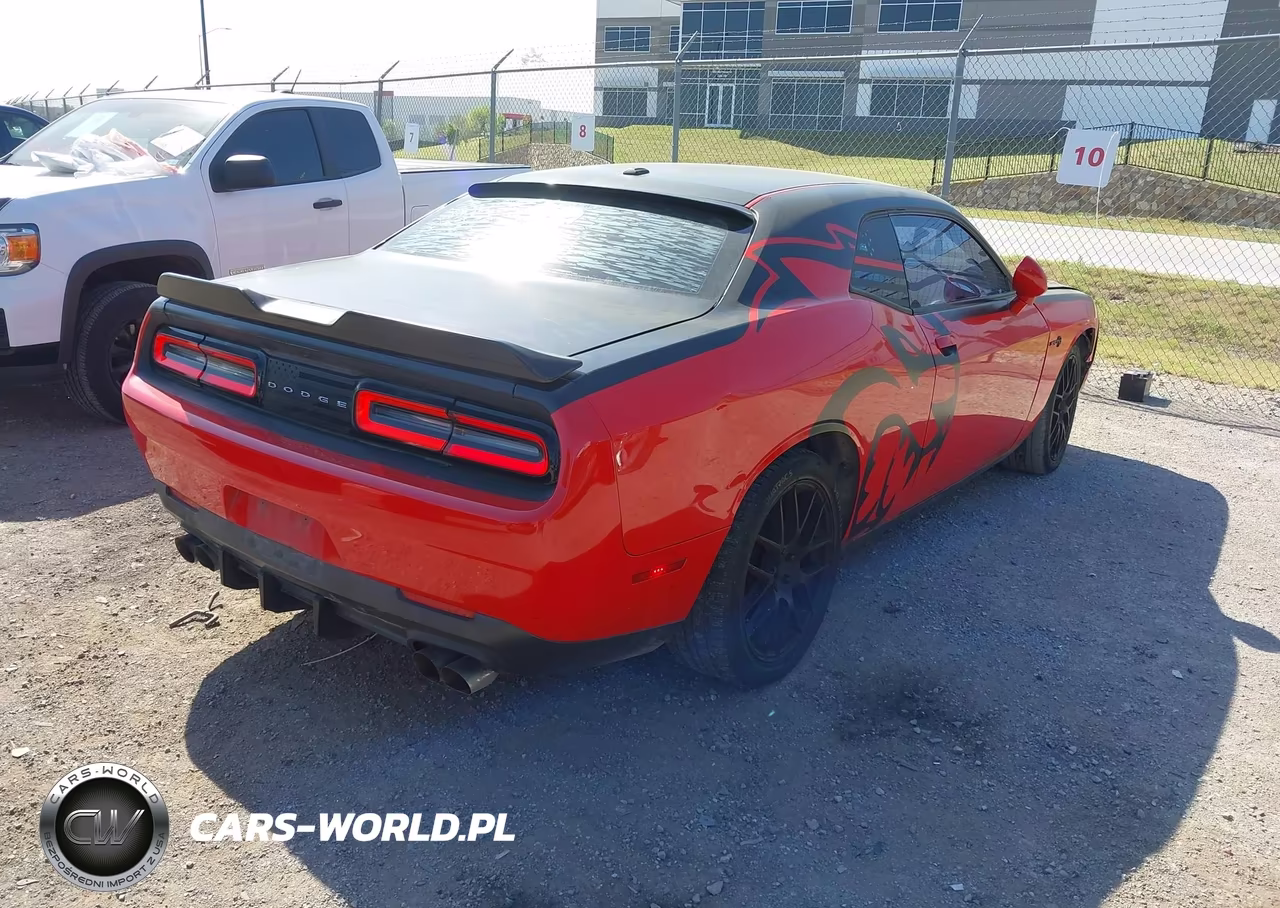 2016 Dodge Challenger Sxt VIN:2C3CDZAG8GH284876 - 4