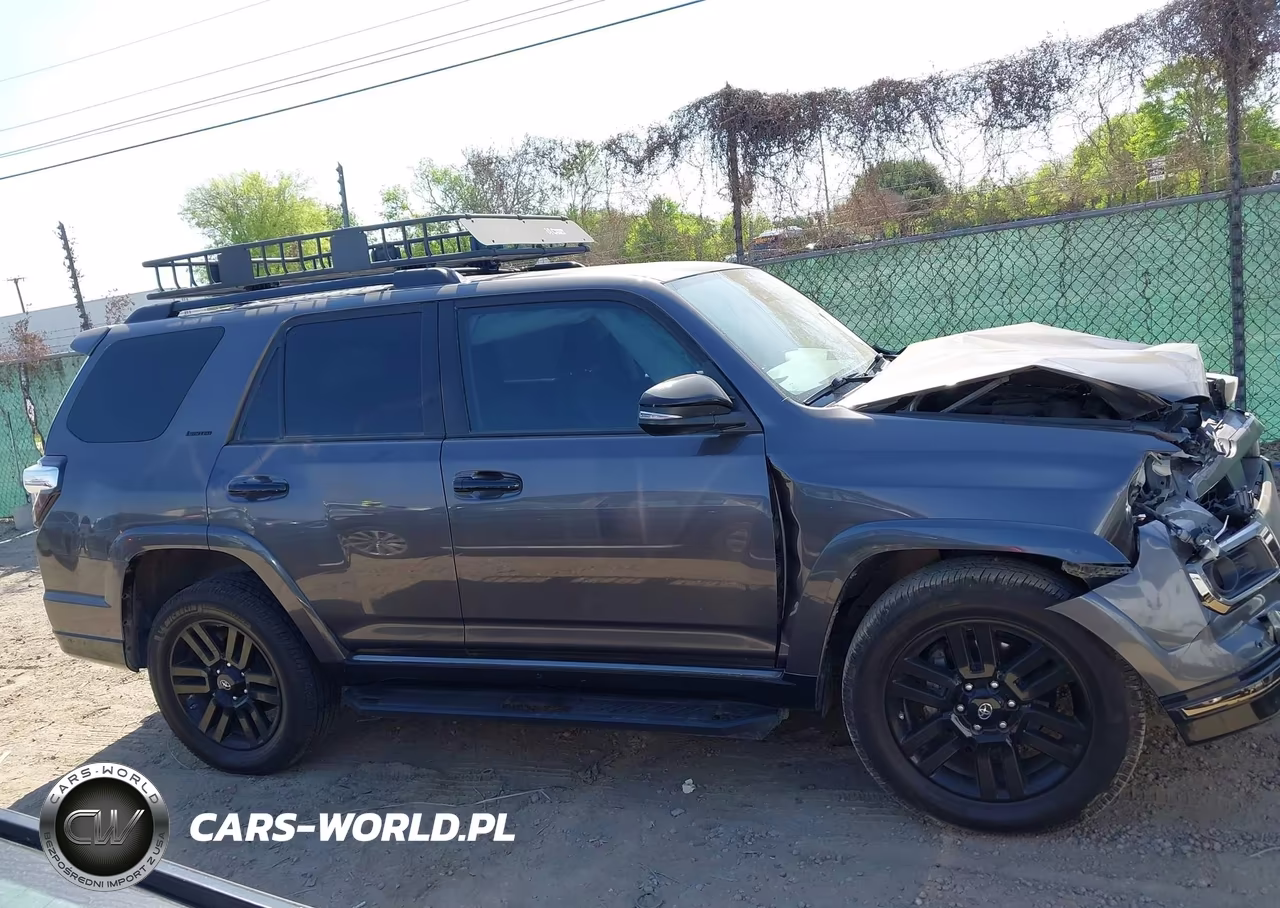 2021 Toyota 4Runner Nightshade Special Edition VIN:JTEJU5JR7M5960844 - 13