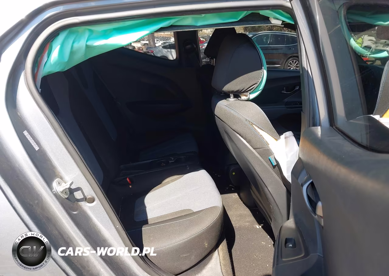 2019 Hyundai Veloster 2.0 VIN:KMHTG6AF2KU018151 - 8