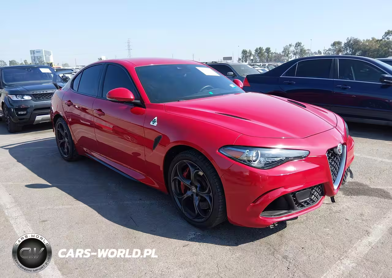 2018 Alfa Romeo Giulia Quadrifoglio Rwd