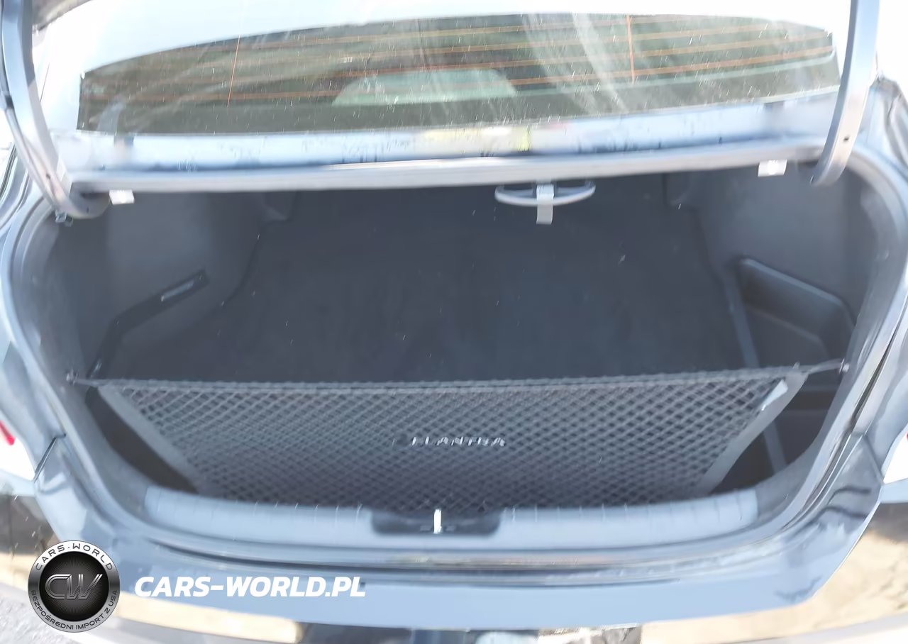 2024 Hyundai Elantra Sel VIN:KMHLM4DG1RU654328 - 17