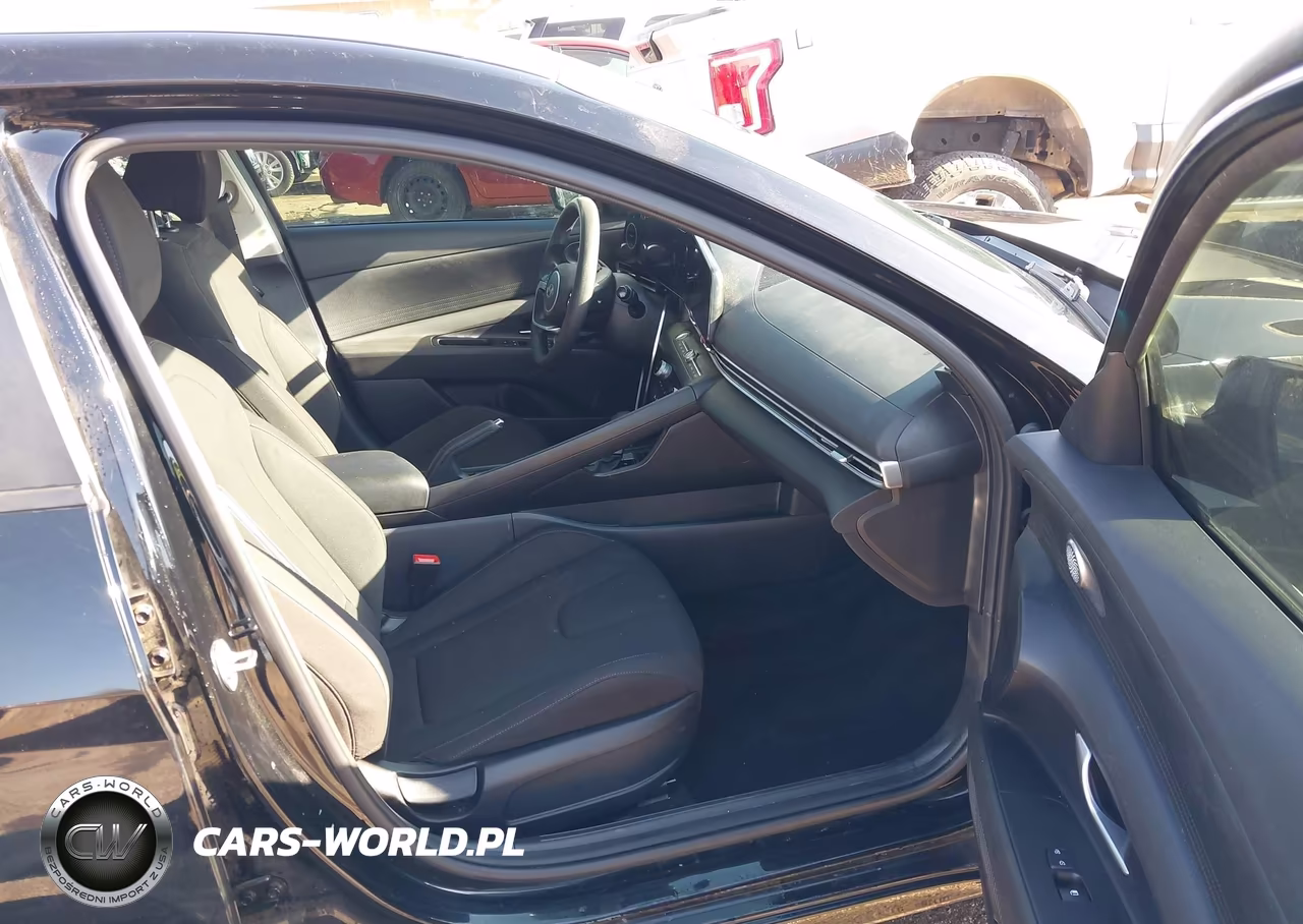 2024 Hyundai Elantra Sel VIN:KMHLM4DG1RU654328 - 5