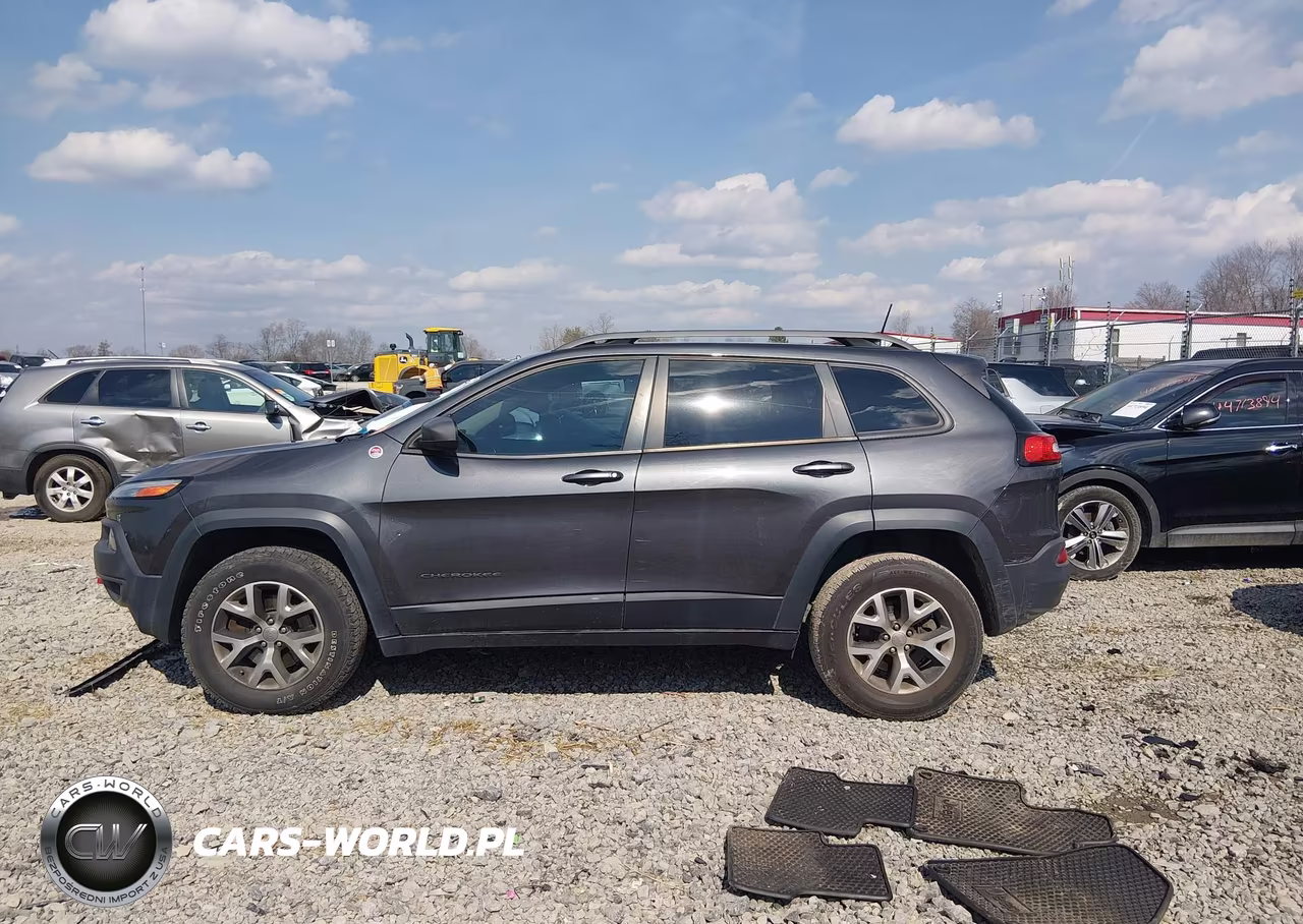 2017 Jeep Cherokee Trailhawk 4X4 VIN:1C4PJMBS8HW591222 - 15