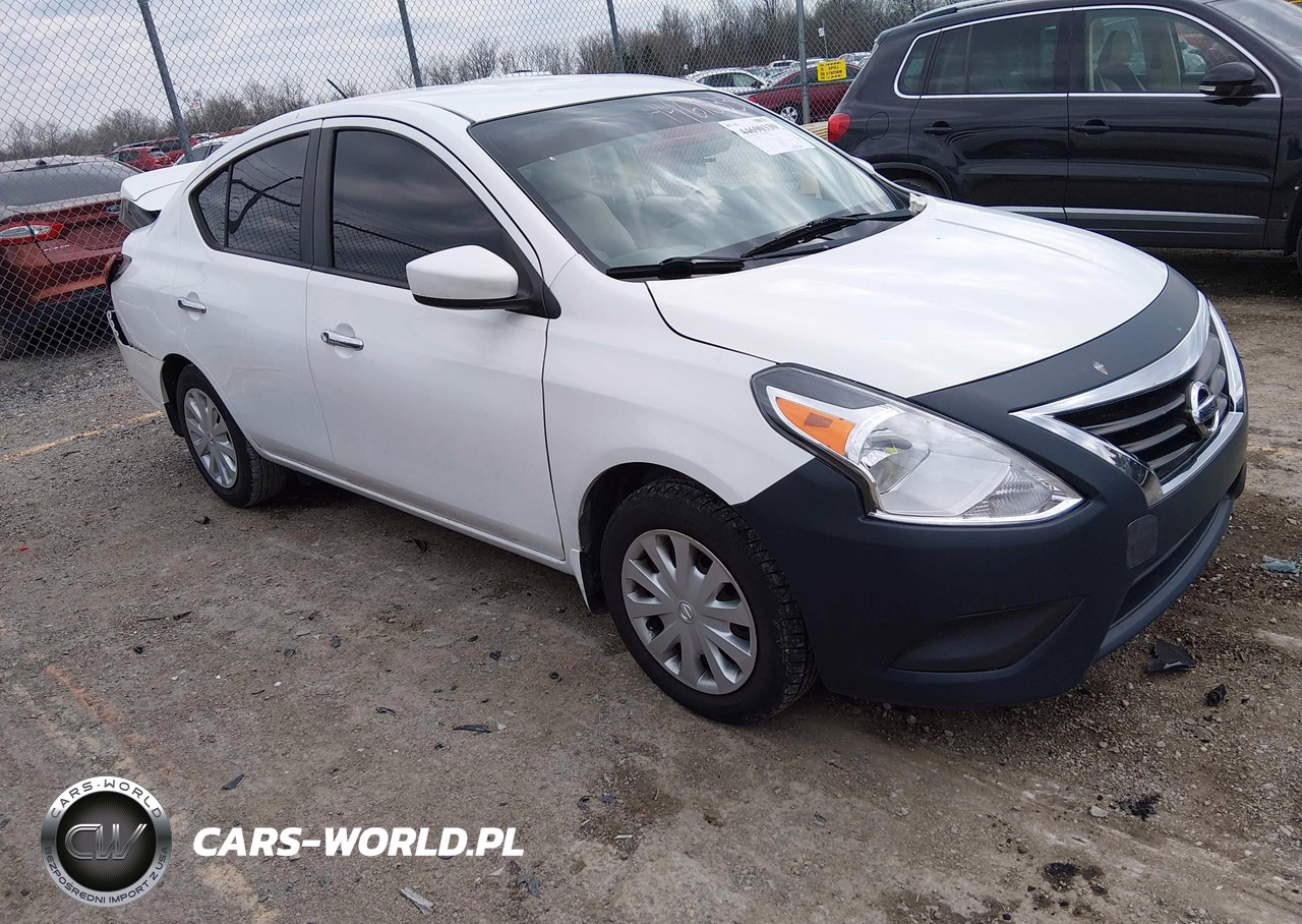 2015 Nissan Versa S