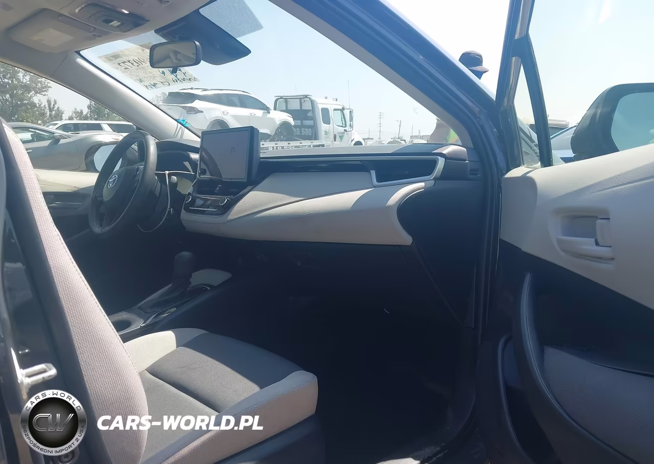 2024 Toyota Corolla Hybrid Le VIN:JTDBCMFE2R3062361 - 8