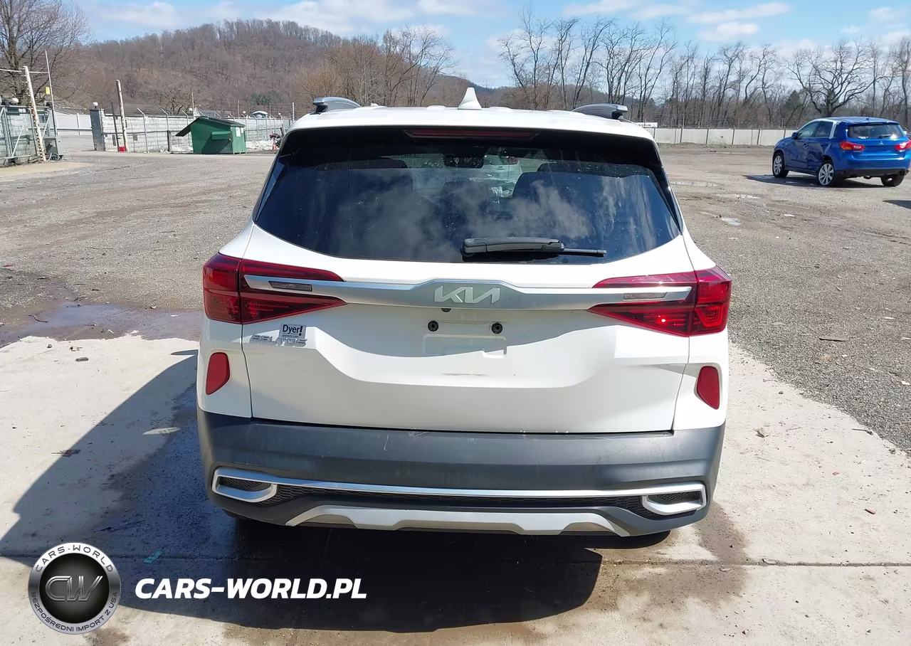 2023 Kia Seltos S VIN:KNDEU2AA1P7433583 - 17