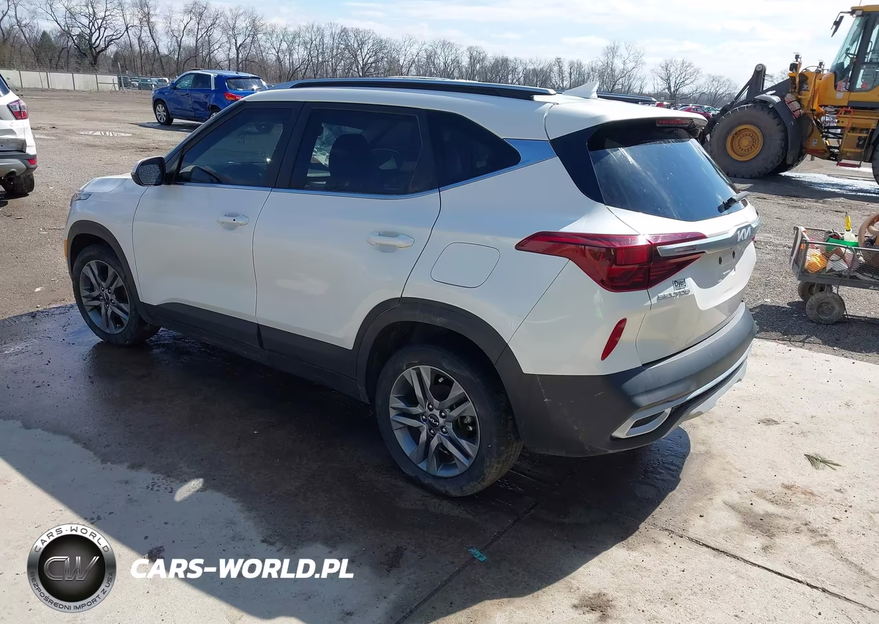 2023 Kia Seltos S VIN:KNDEU2AA1P7433583 - 3