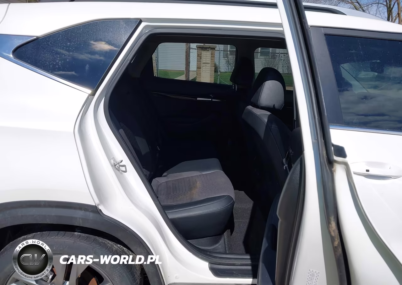 2023 Kia Seltos S VIN:KNDEU2AA1P7433583 - 8