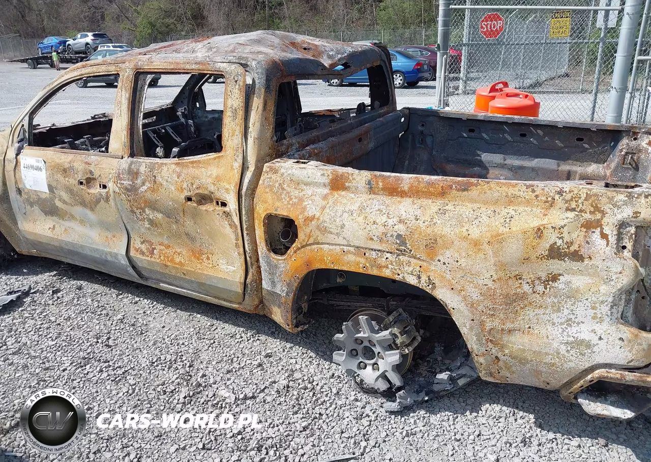 2025 Chevrolet Colorado 4Wd Trail Boss VIN:1GCPTEEK2S1130632 - 12