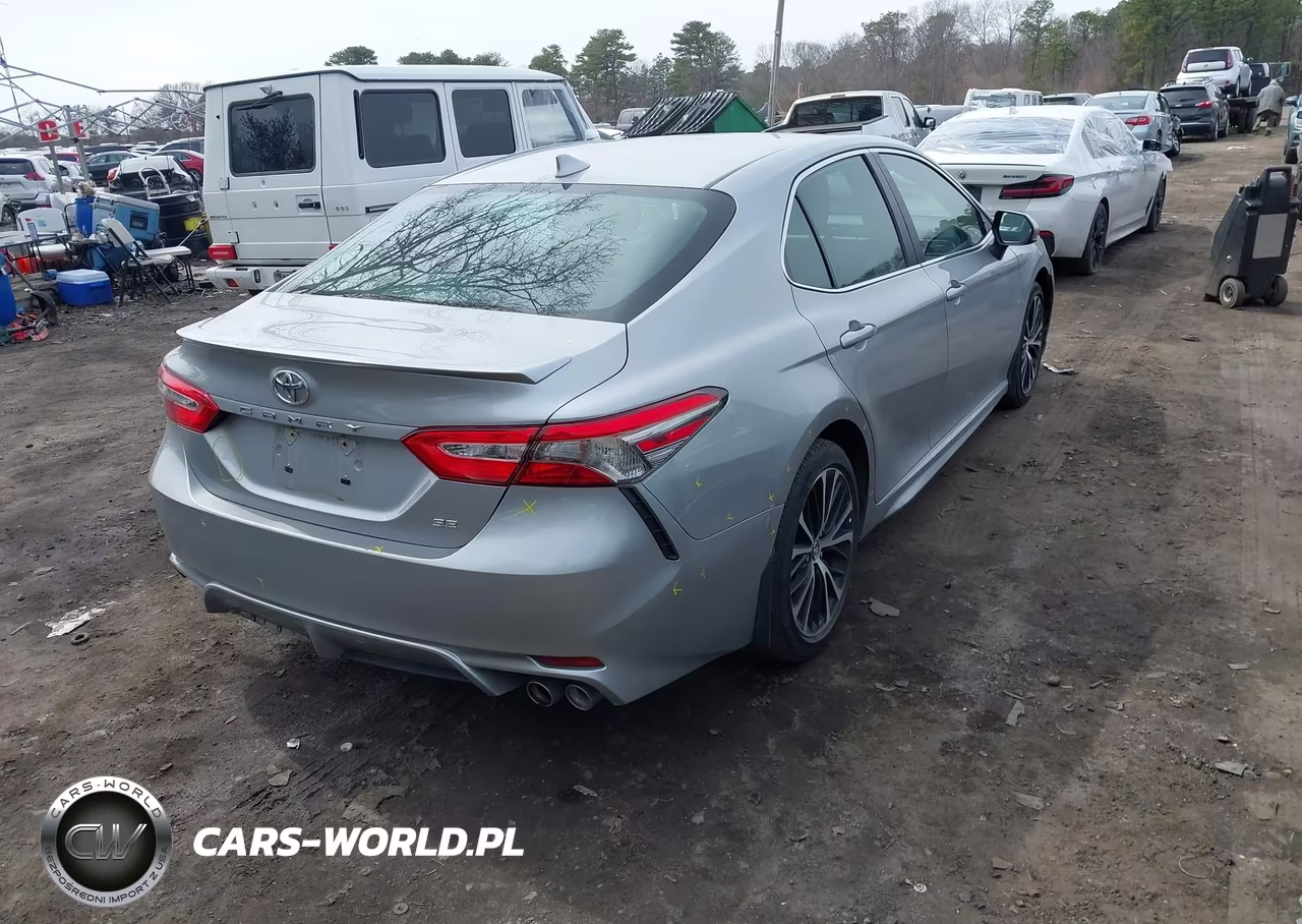 2019 Toyota Camry Se VIN:4T1B11HK8KU271087 - 4
