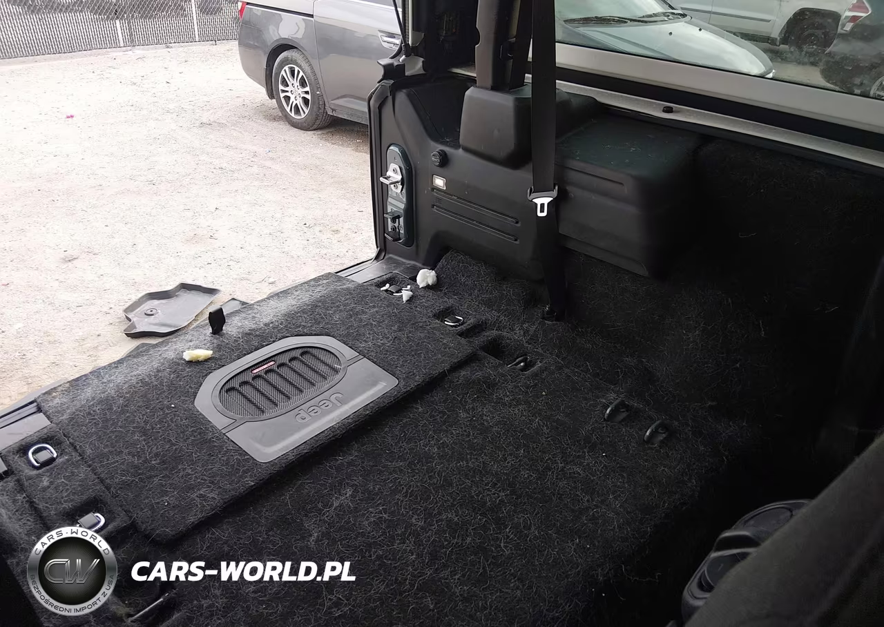 2025 Jeep Wrangler 2-Door Willys 4X4 VIN:1C4PJXAN4SW508311 - 8