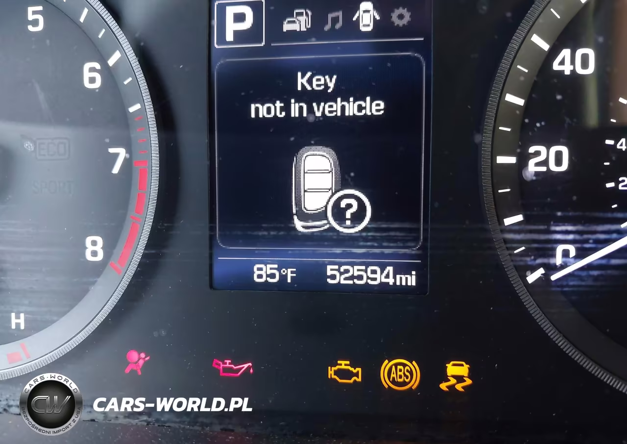 2016 Hyundai Sonata Sport VIN:5NPE34AF3GH409338 - 15