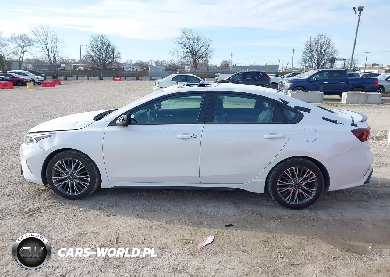 2023 Kia Forte Gt-Line VIN:3KPF54AD4PE616774 - 14
