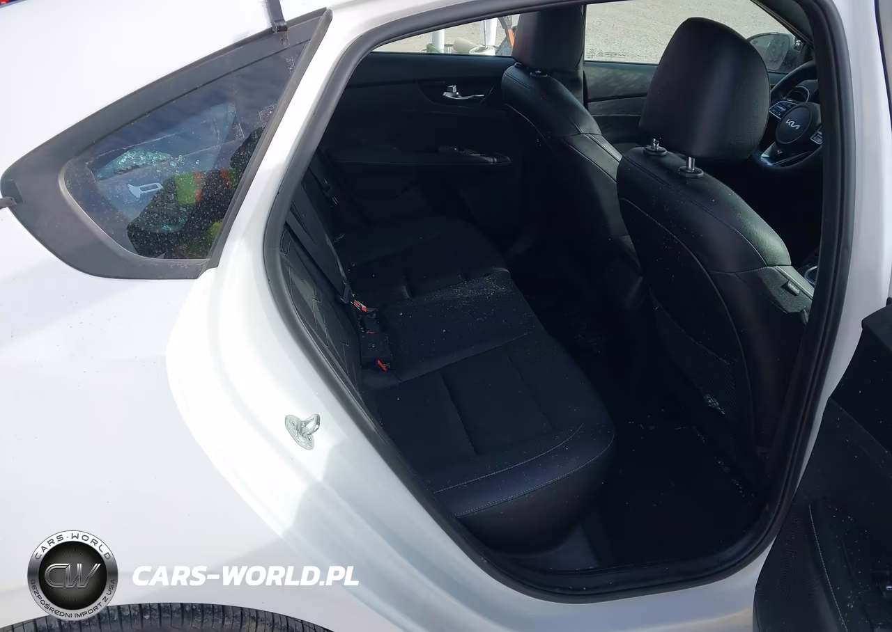 2023 Kia Forte Gt-Line VIN:3KPF54AD4PE616774 - 8