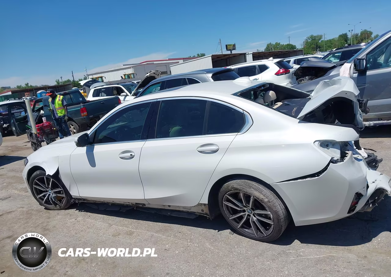 2019 BMW 330I VIN:WBA5R1C52KAJ98499 - 13