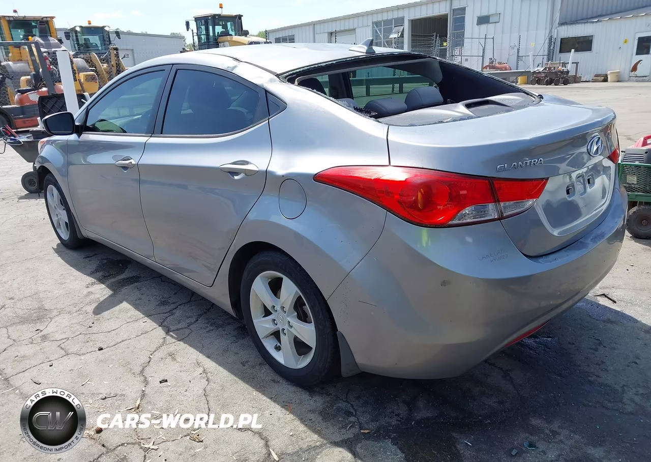 2013 Hyundai Elantra Gls VIN:KMHDH4AE0DU665616 - 3