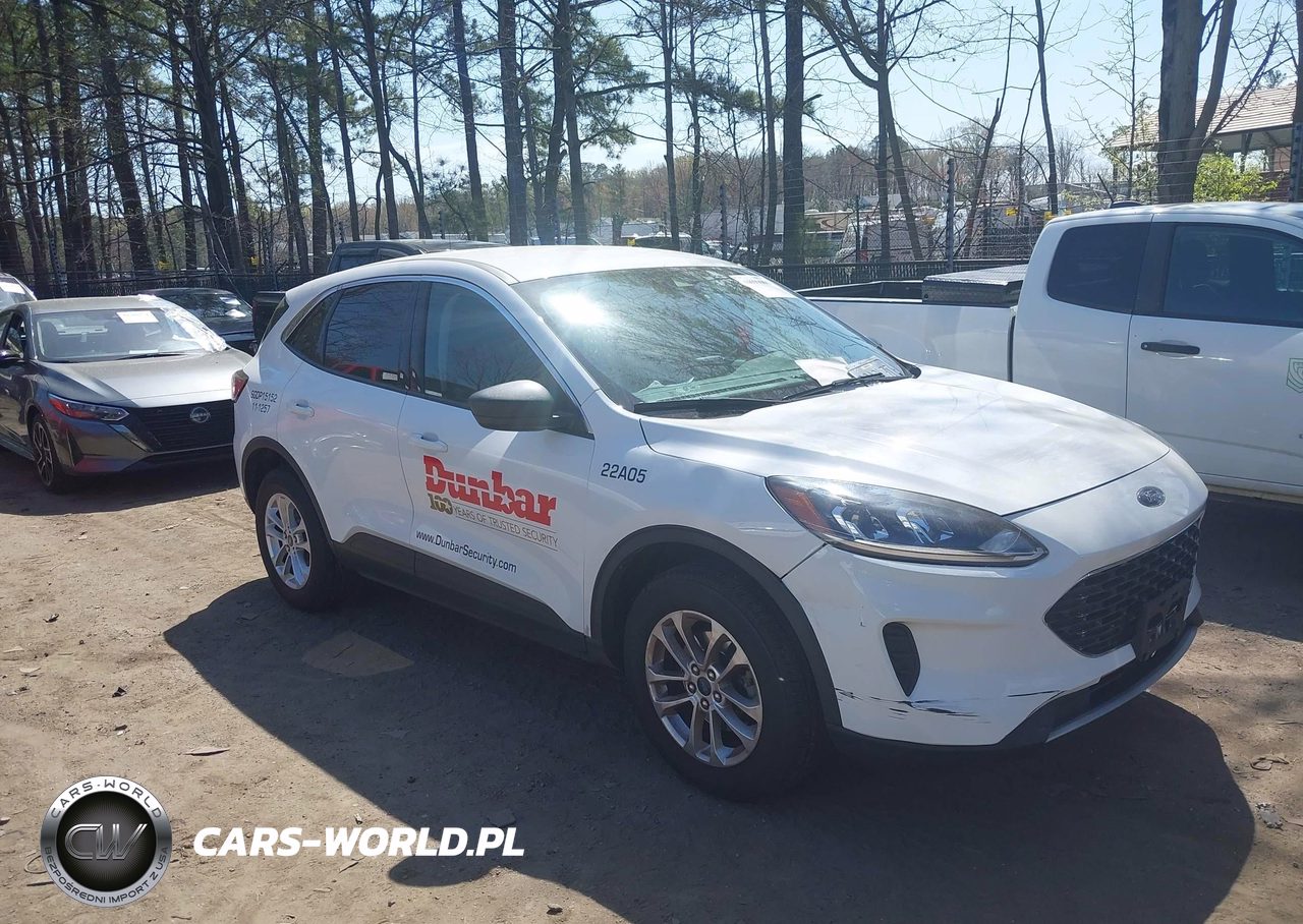 2022 Ford Escape Se
