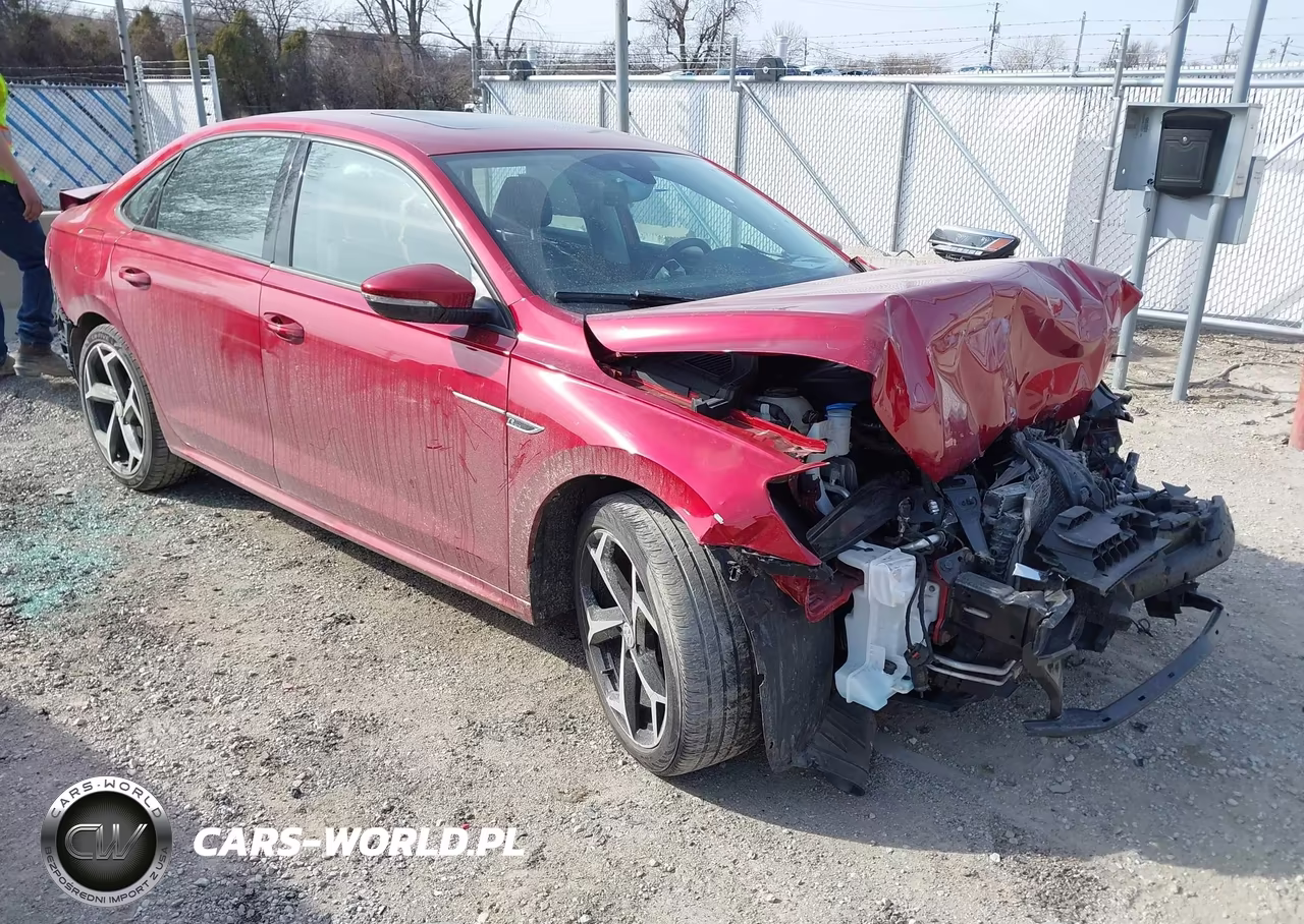 2020 Volkswagen Passat 2.0T R-Line – zdjęcie 1 z 17