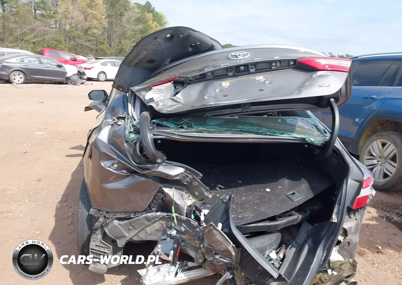 2018 Toyota Camry Se VIN:4T1B11HK3JU141541 - 6