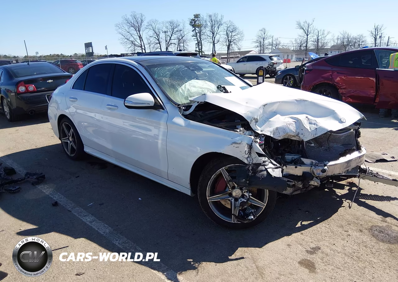 2015 Mercedes-Benz C 300 Sport 4Matic