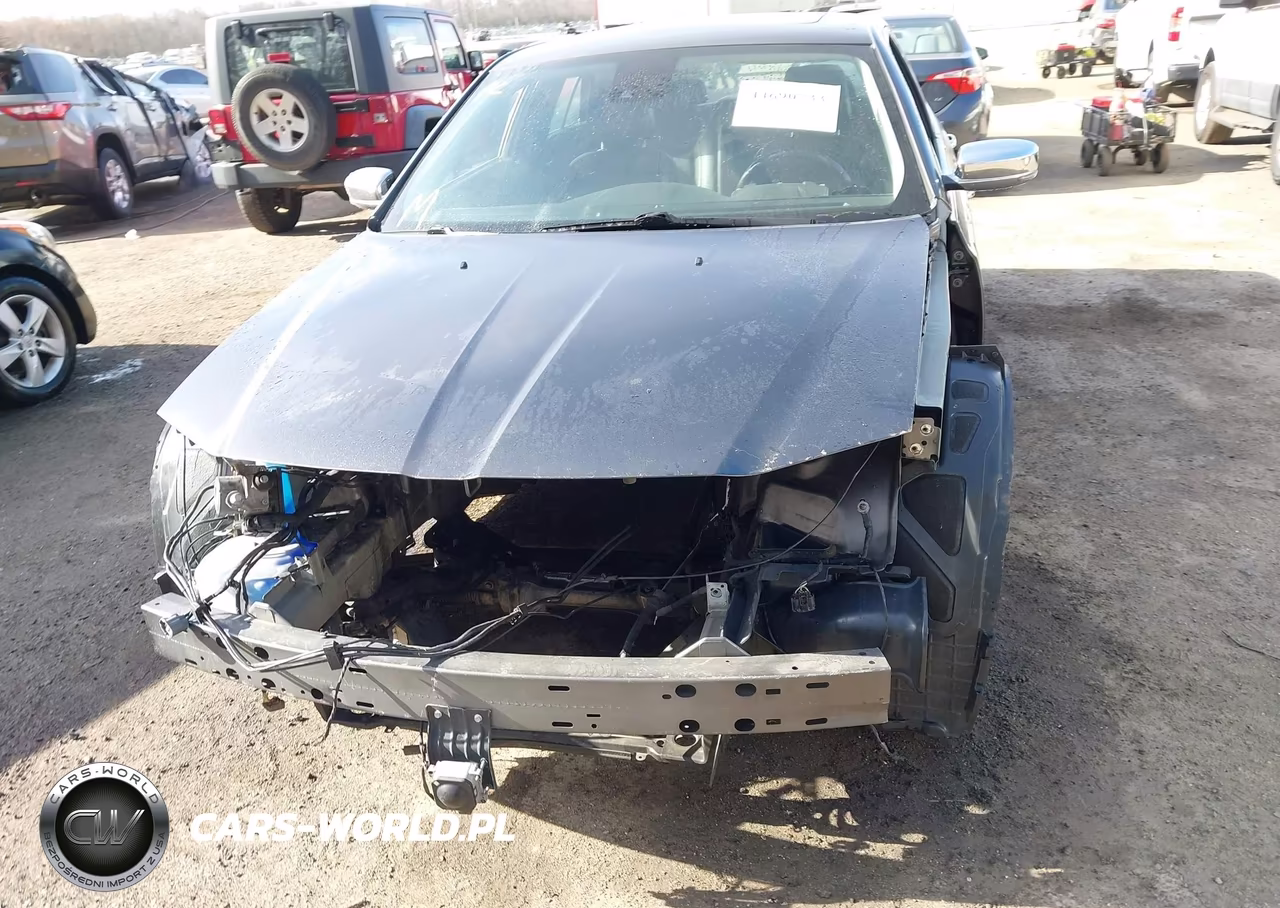 2017 Chrysler 300C VIN:2C3CCAEG8HH579718 - 6