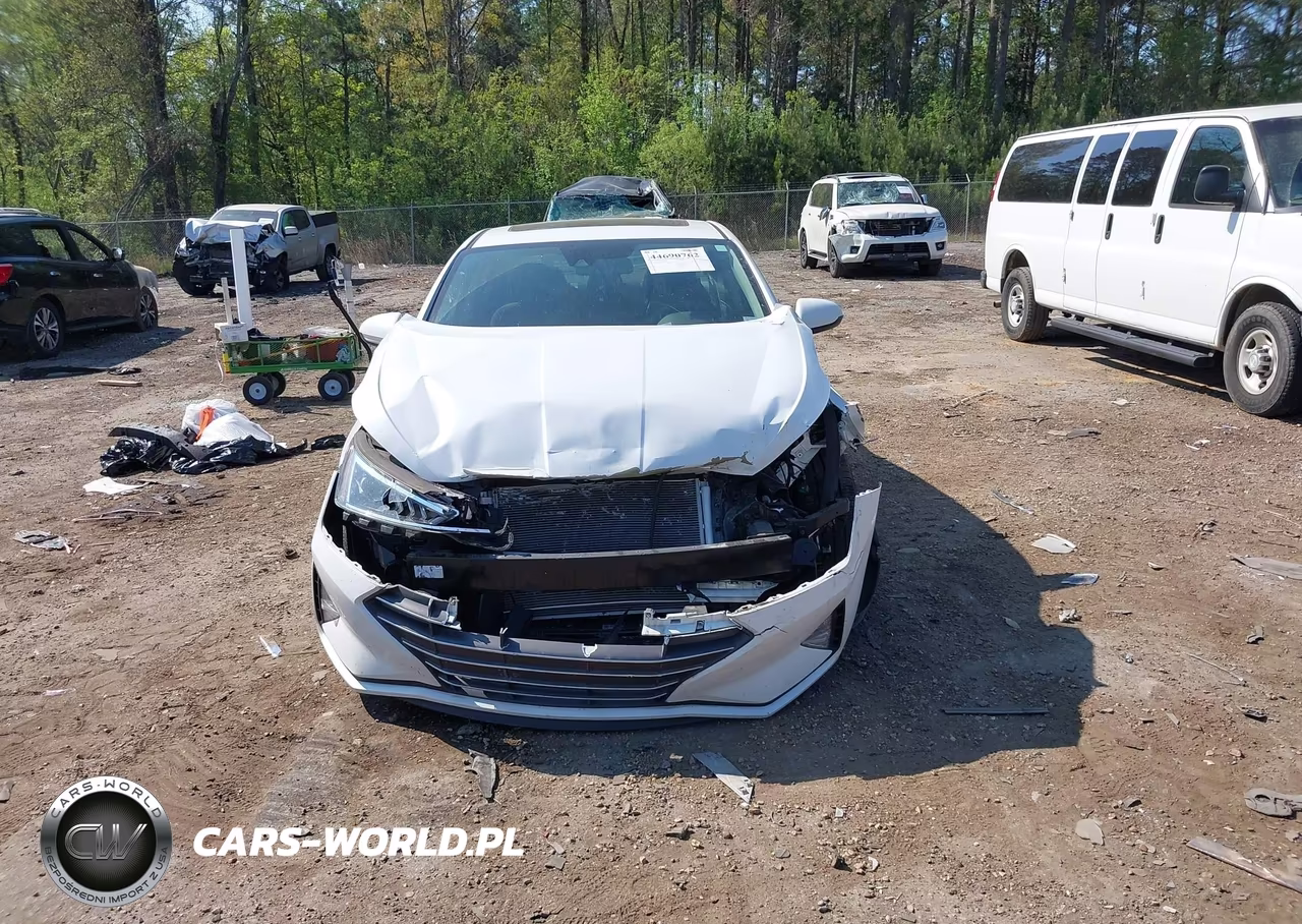 2020 Hyundai Elantra Value Edition VIN:5NPD84LF9LH522246 - 12