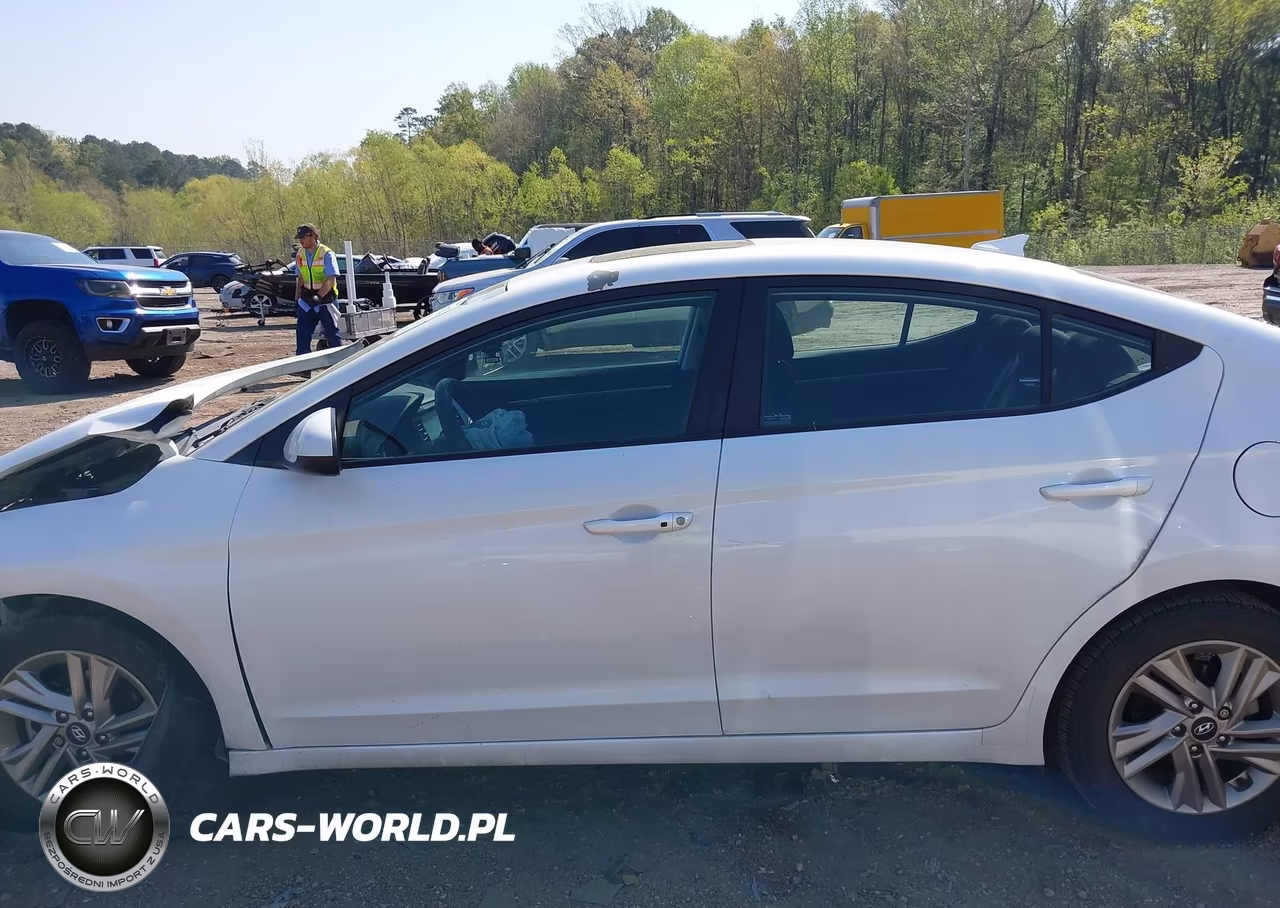 2020 Hyundai Elantra Value Edition VIN:5NPD84LF9LH522246 - 14