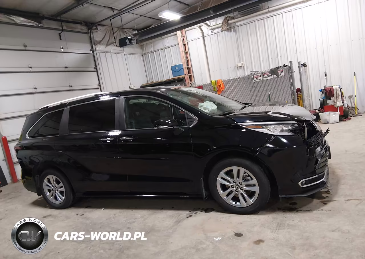 2025 Toyota Sienna Limited VIN:5TDZSKFC5SS197651 - 13