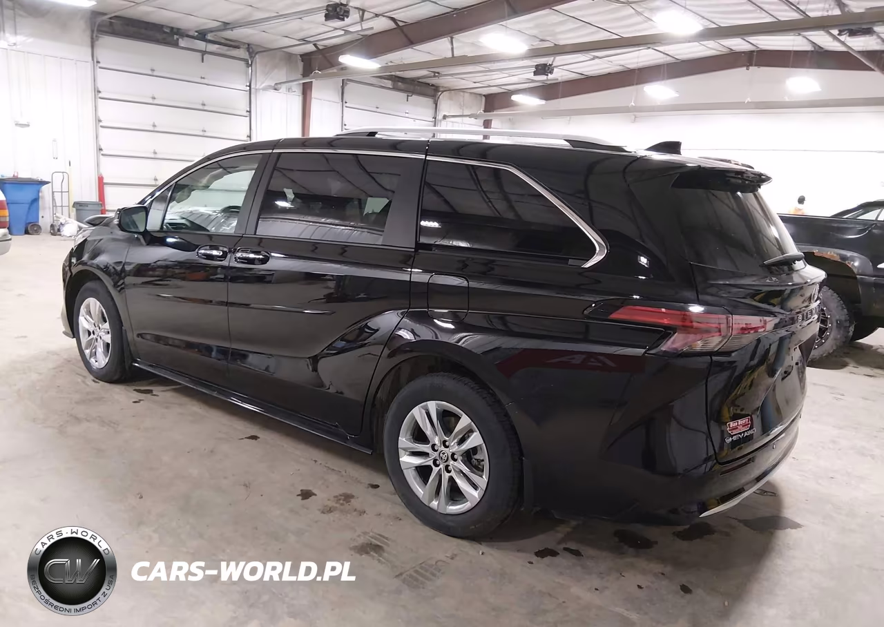 2025 Toyota Sienna Limited VIN:5TDZSKFC5SS197651 - 3