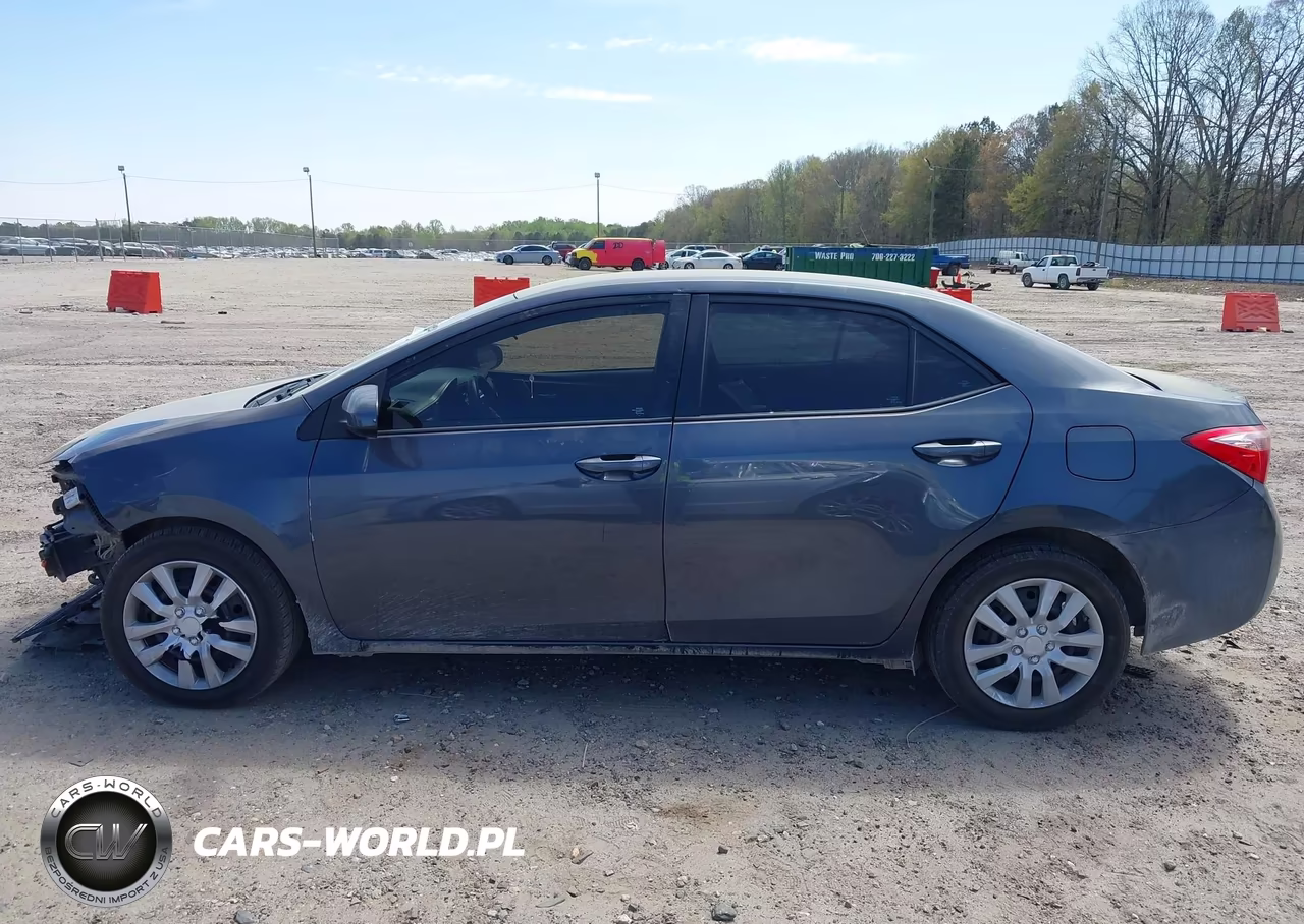 2017 Toyota Corolla Le VIN:5YFBURHE3HP724736 - 15
