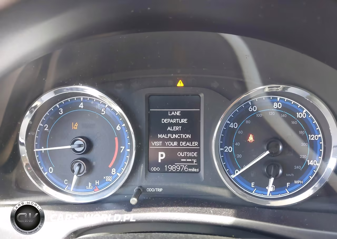 2017 Toyota Corolla Le VIN:5YFBURHE3HP724736 - 7