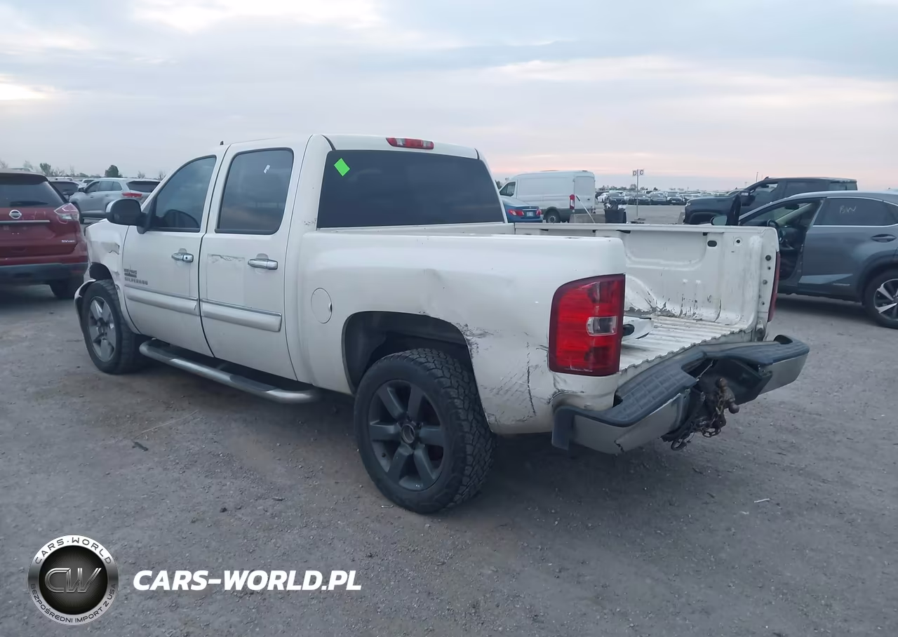2011 Chevrolet Silverado 1500 Lt VIN:3GCPCSE08BG405418 - 3