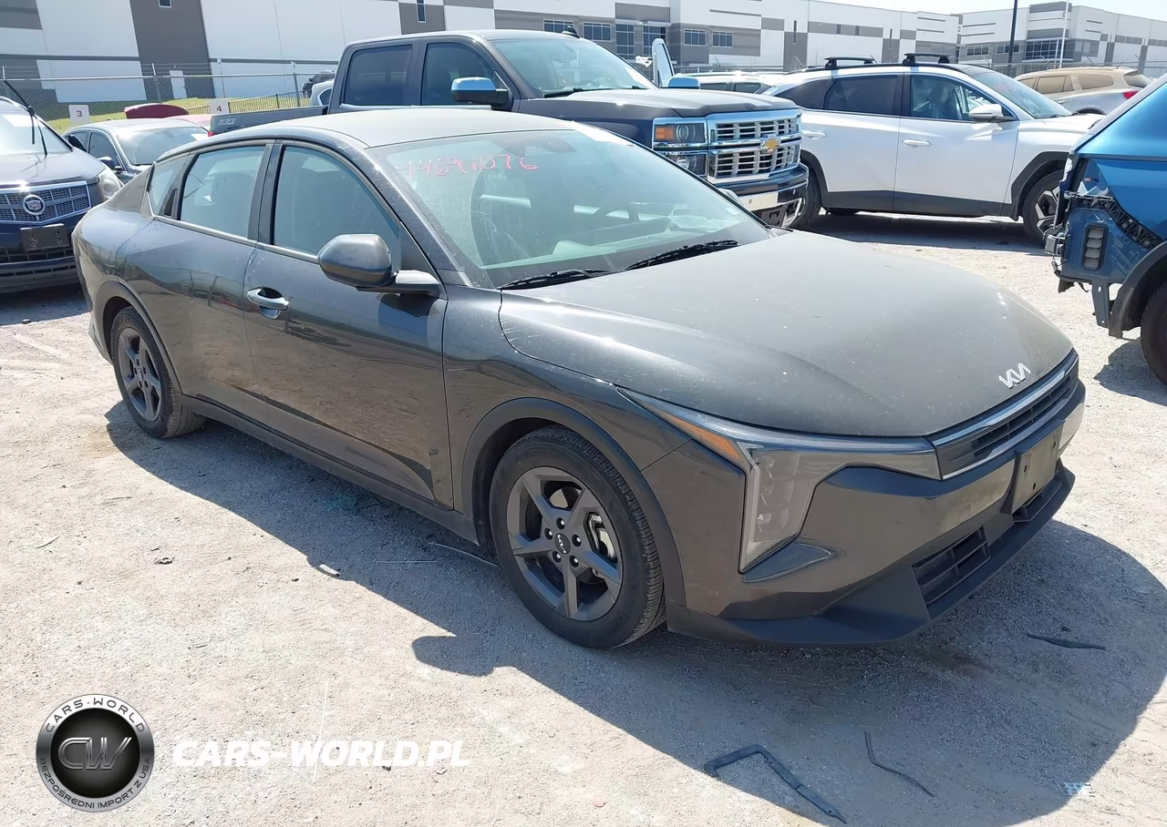 2025 Kia K4 Lxs – zdjęcie 1 z 16
