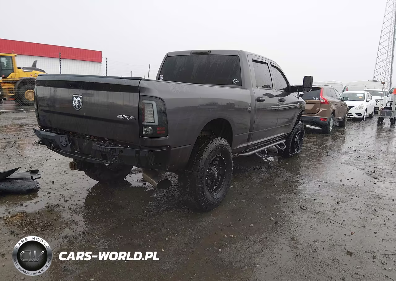 2014 Ram 2500 Tradesman VIN:3C6UR5CL9EG266928 - 4