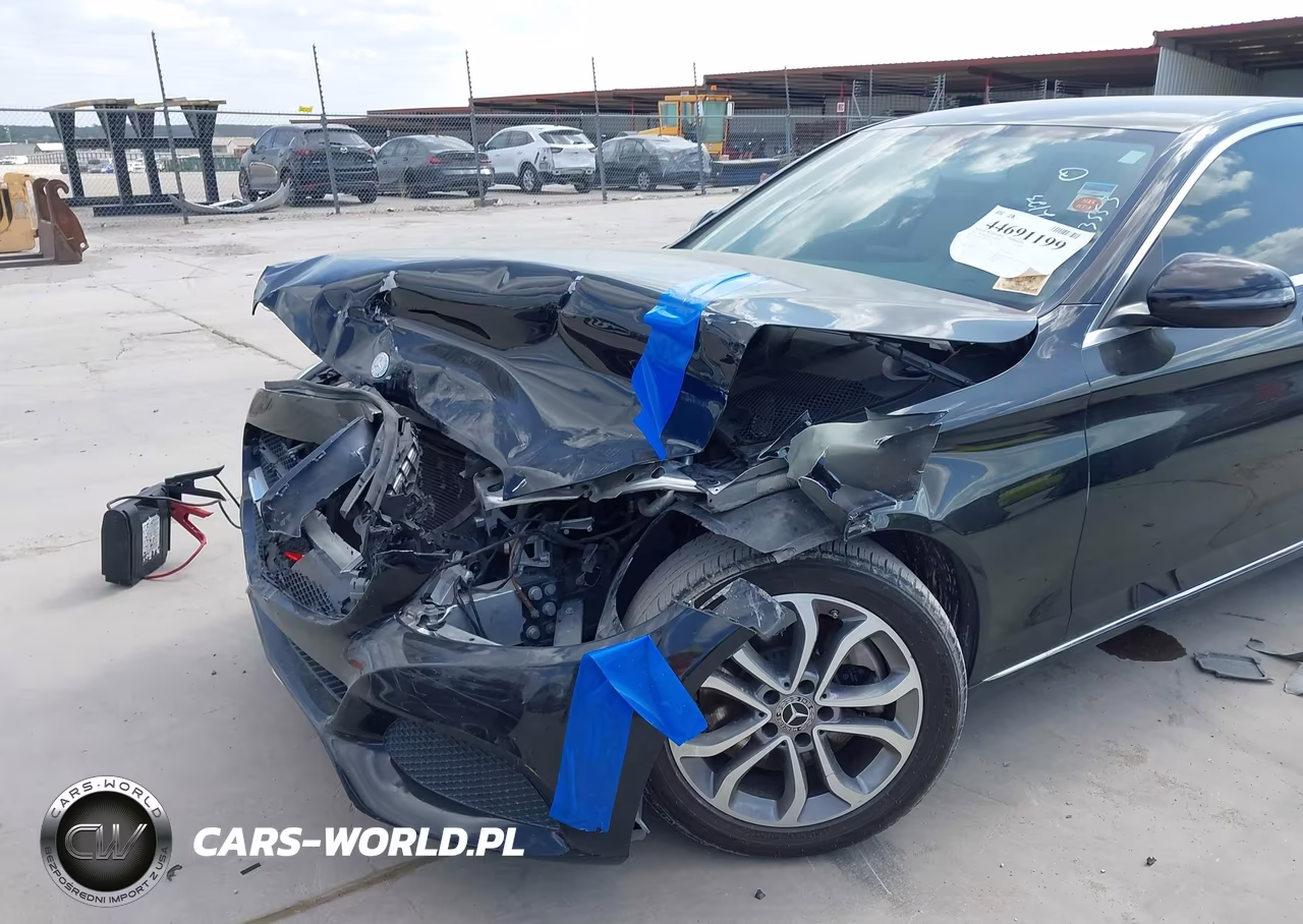 2017 Mercedes-Benz C 300 VIN:55SWF4JB3HU217599 - 6