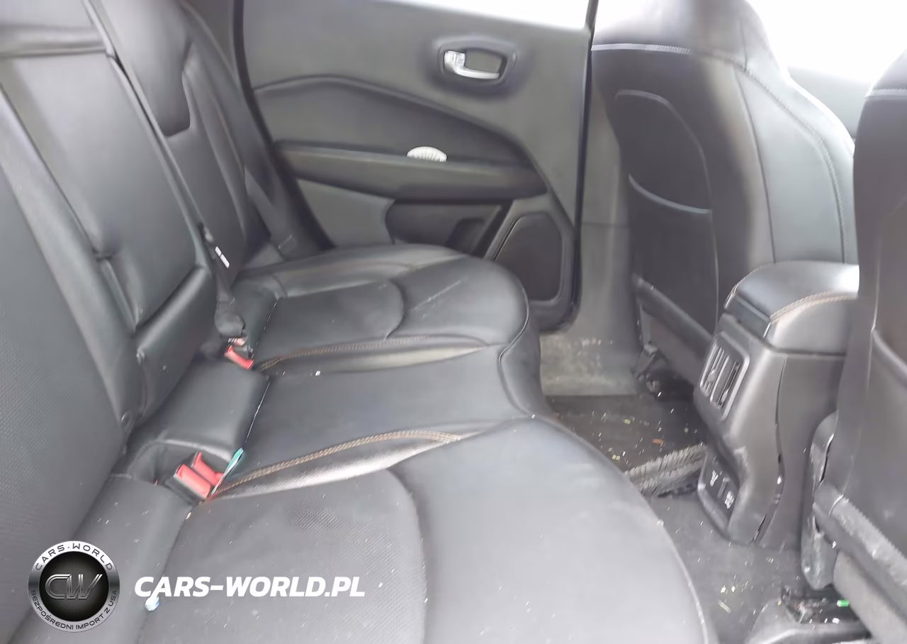 2019 Jeep Compass Limited 4X4 VIN:3C4NJDCB0KT678714 - 8