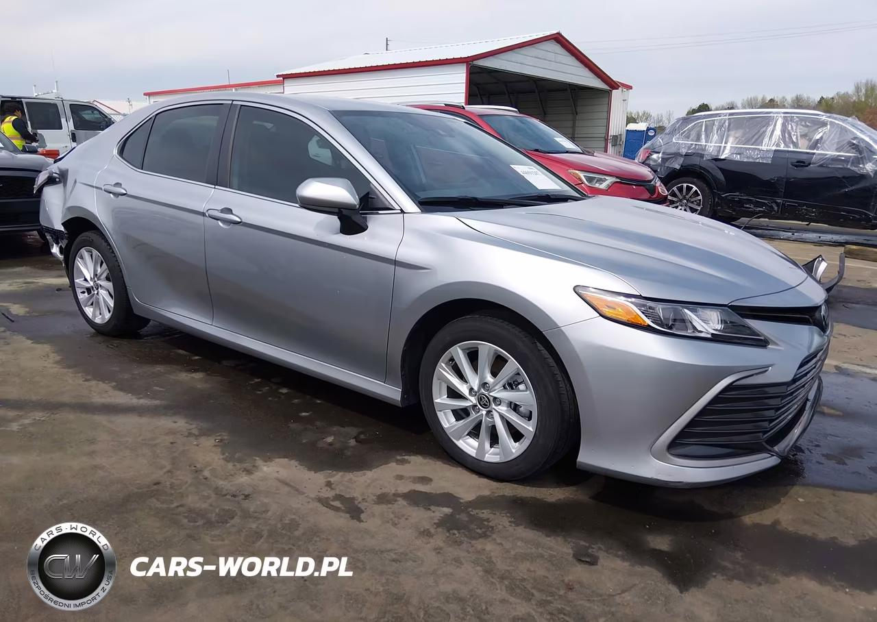 2024 Toyota Camry Le