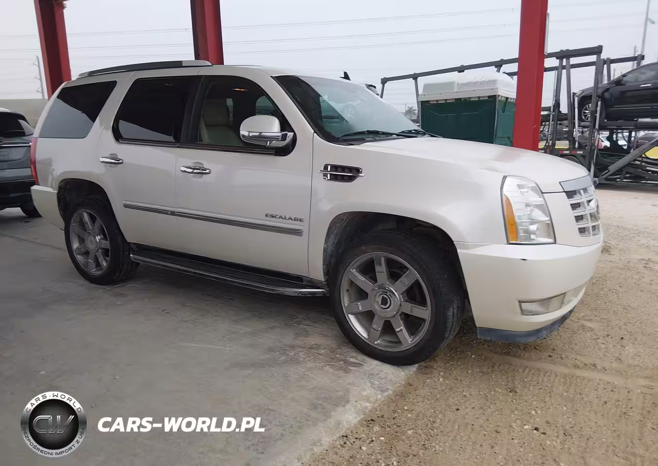 2011 Cadillac Escalade Luxury
