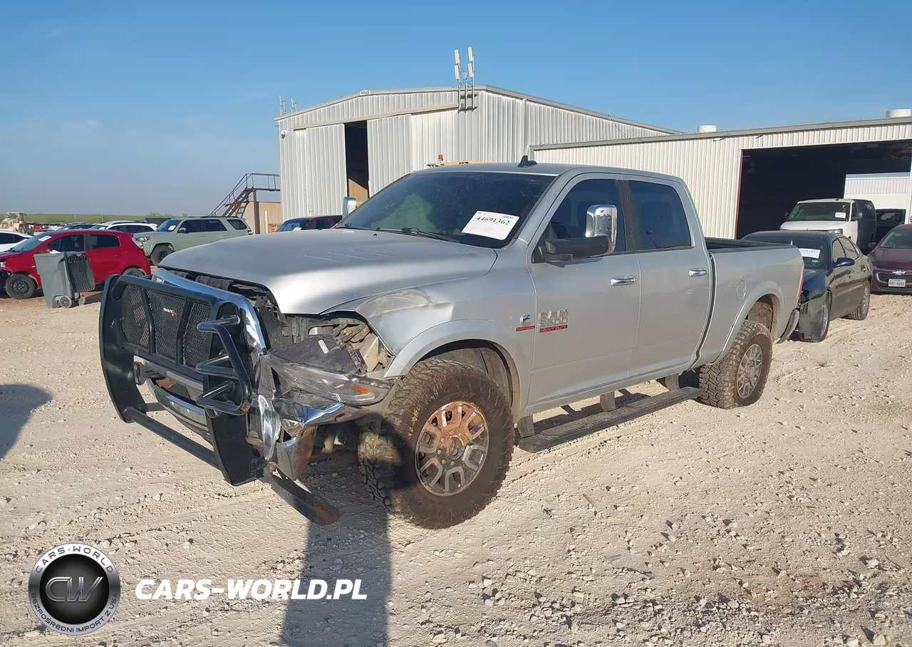 2015 Ram 2500 Laramie VIN:3C6UR5FL3FG515897 - 2