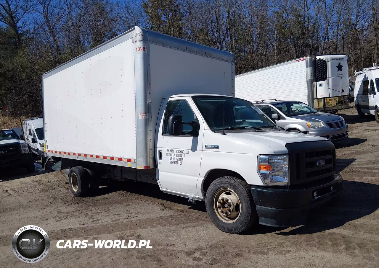 2021 Ford E-350 Cutaway