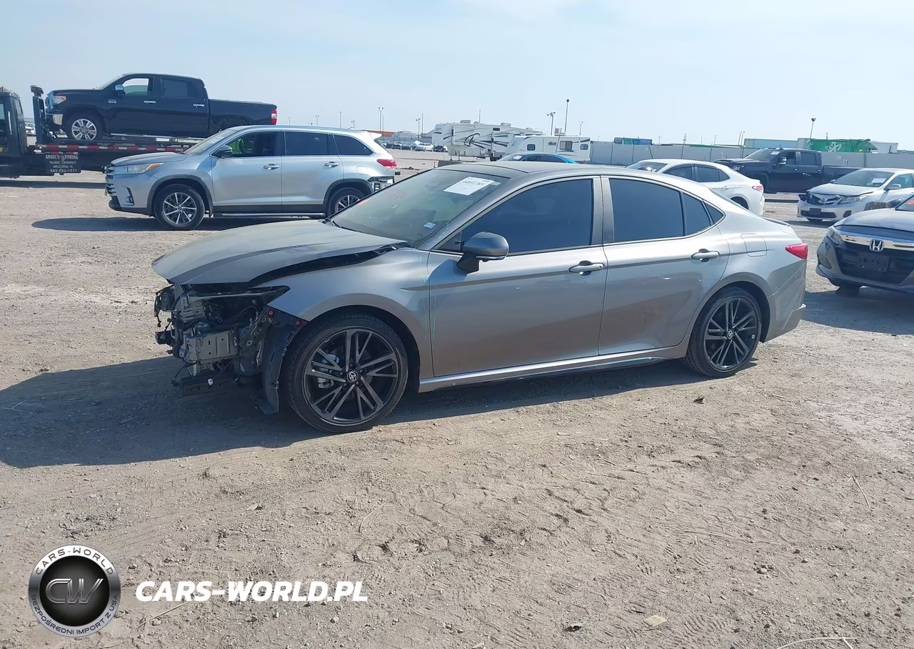2025 Toyota Camry Xse VIN:4T1DAACK2SU574740 - 15