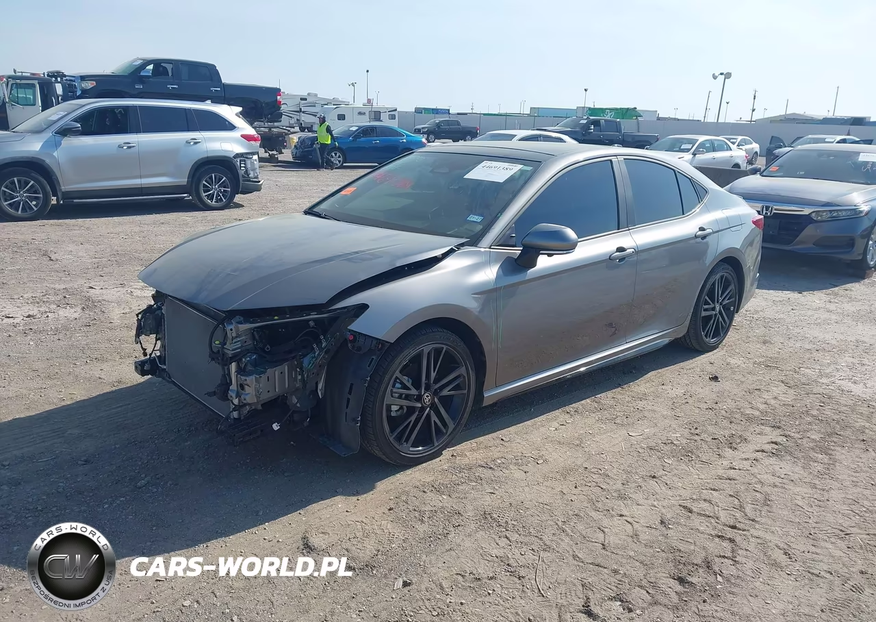2025 Toyota Camry Xse VIN:4T1DAACK2SU574740 - 2