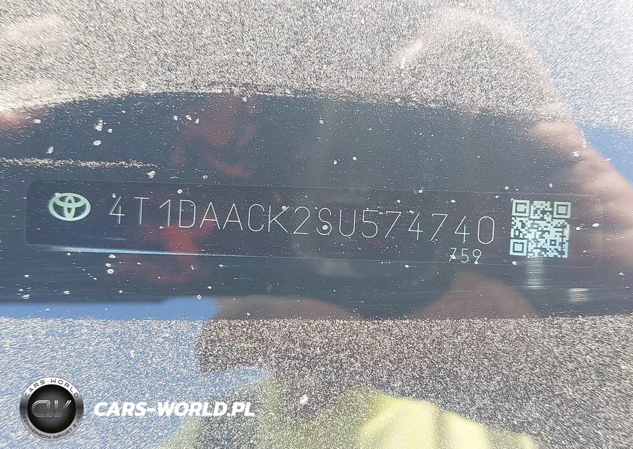 2025 Toyota Camry Xse VIN:4T1DAACK2SU574740 - 9