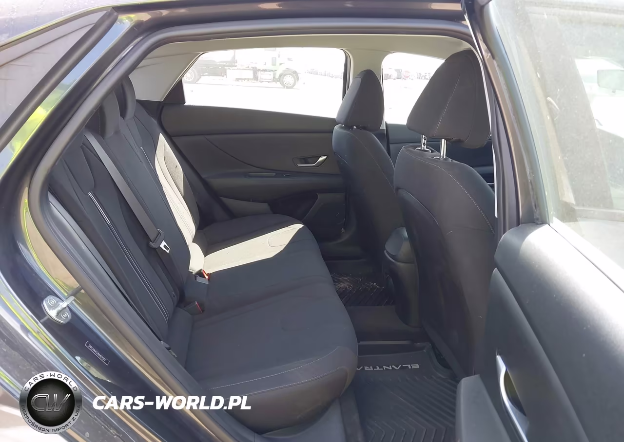 2022 Hyundai Elantra Sel VIN:5NPLM4AG1NH079273 - 8
