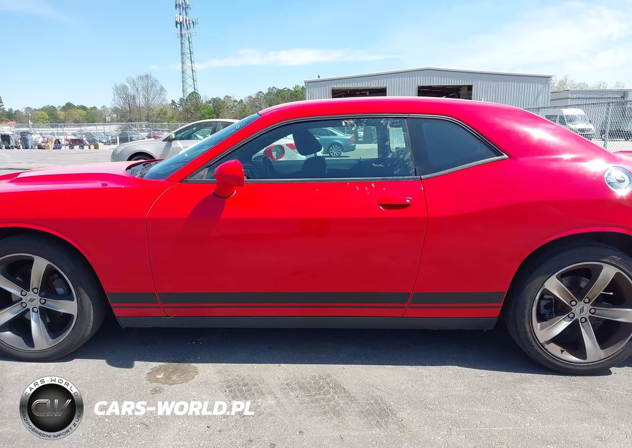 2019 Dodge Challenger Sxt VIN:2C3CDZAG0KH635417 - 14