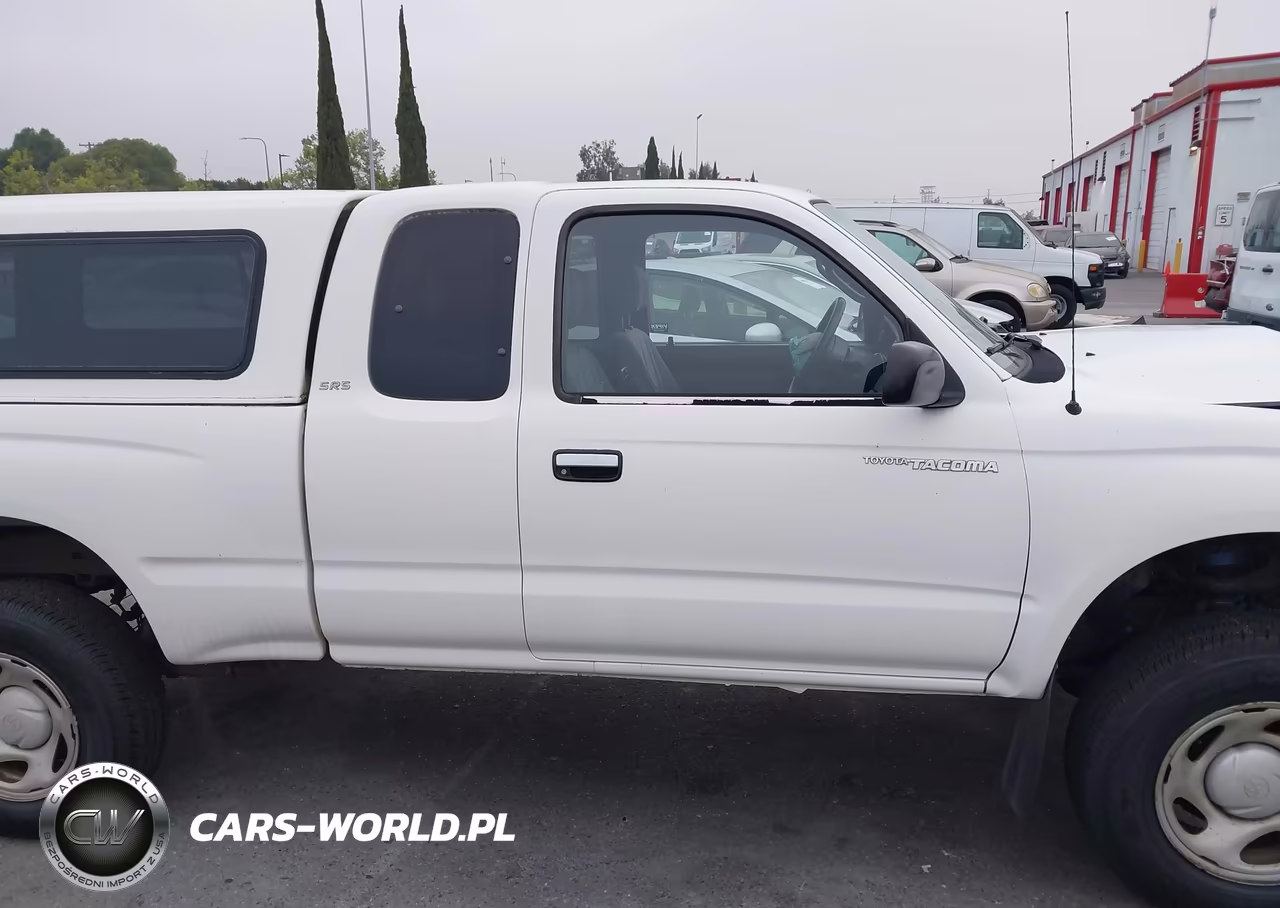 1999 Toyota Tacoma VIN:4TAWN72N9XZ467433 - 13